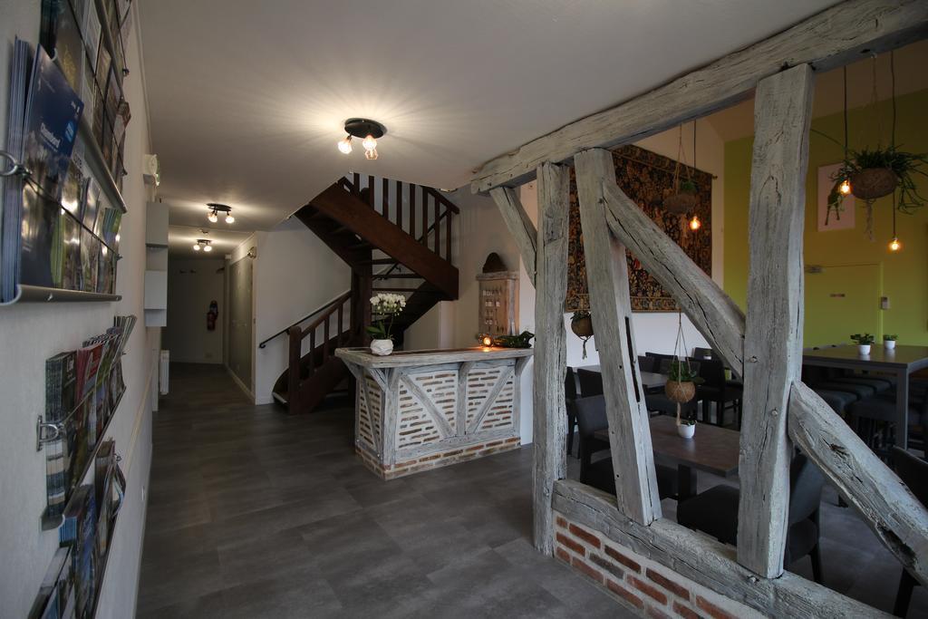 Hotel De La Bonnheure Bracieux Exteriör bild